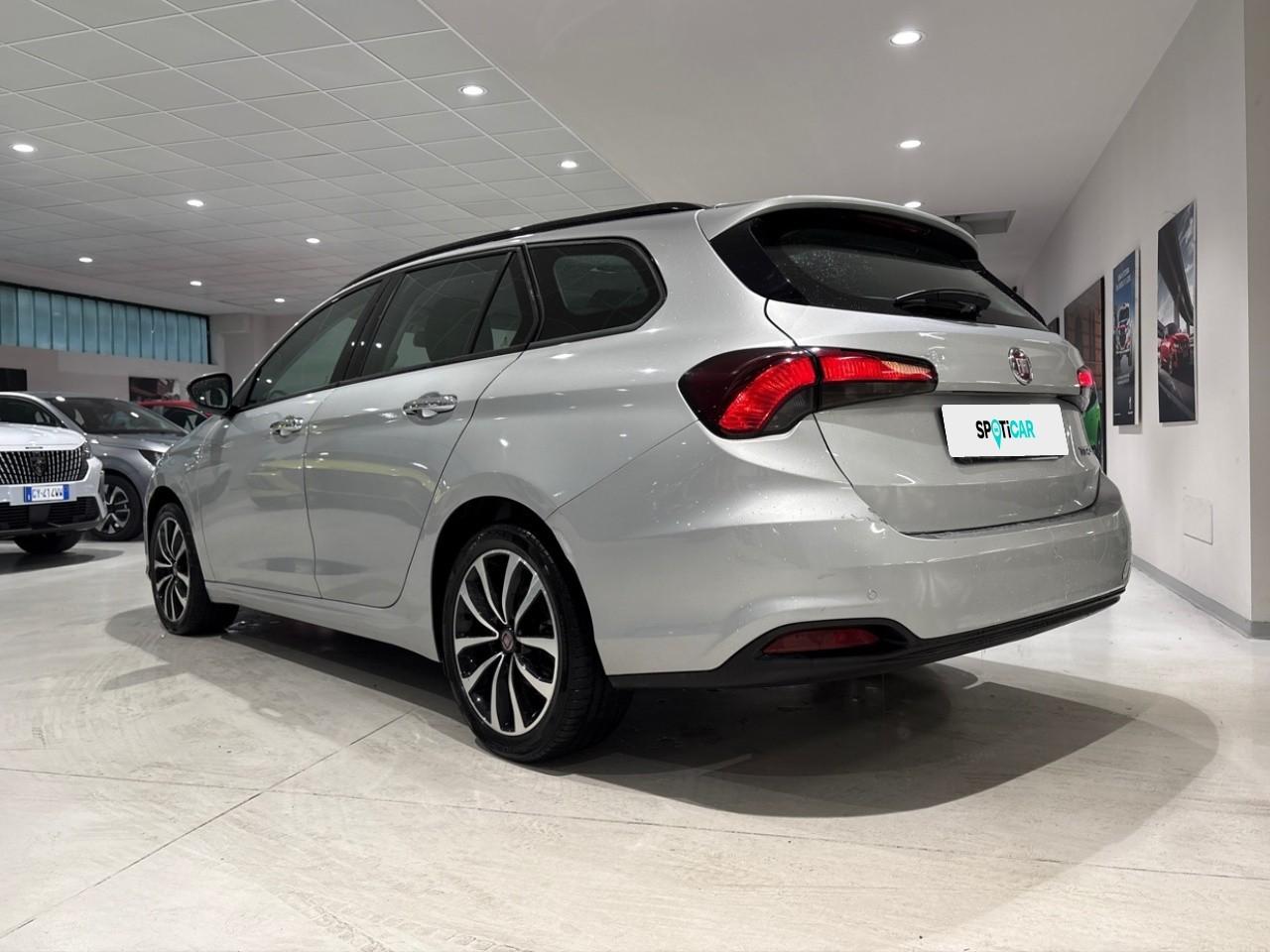 Fiat Fiat Tipo usata, con climatizzatore a controllo automatico