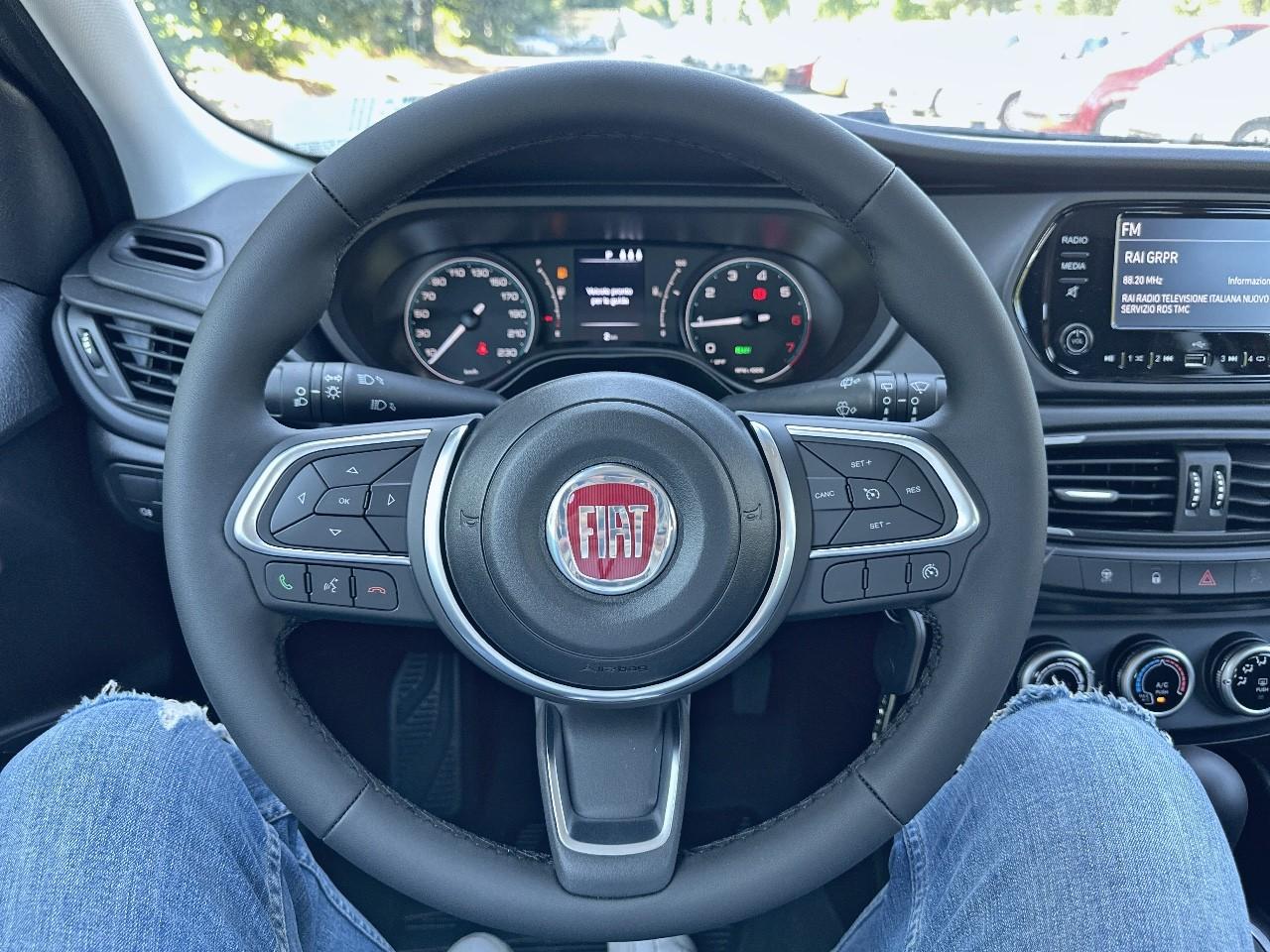 Fiat Fiat Tipo usata, con alzacristalli elettrici anteriori , numero ad impulso 2, alzacristalli elettrici posteriori
