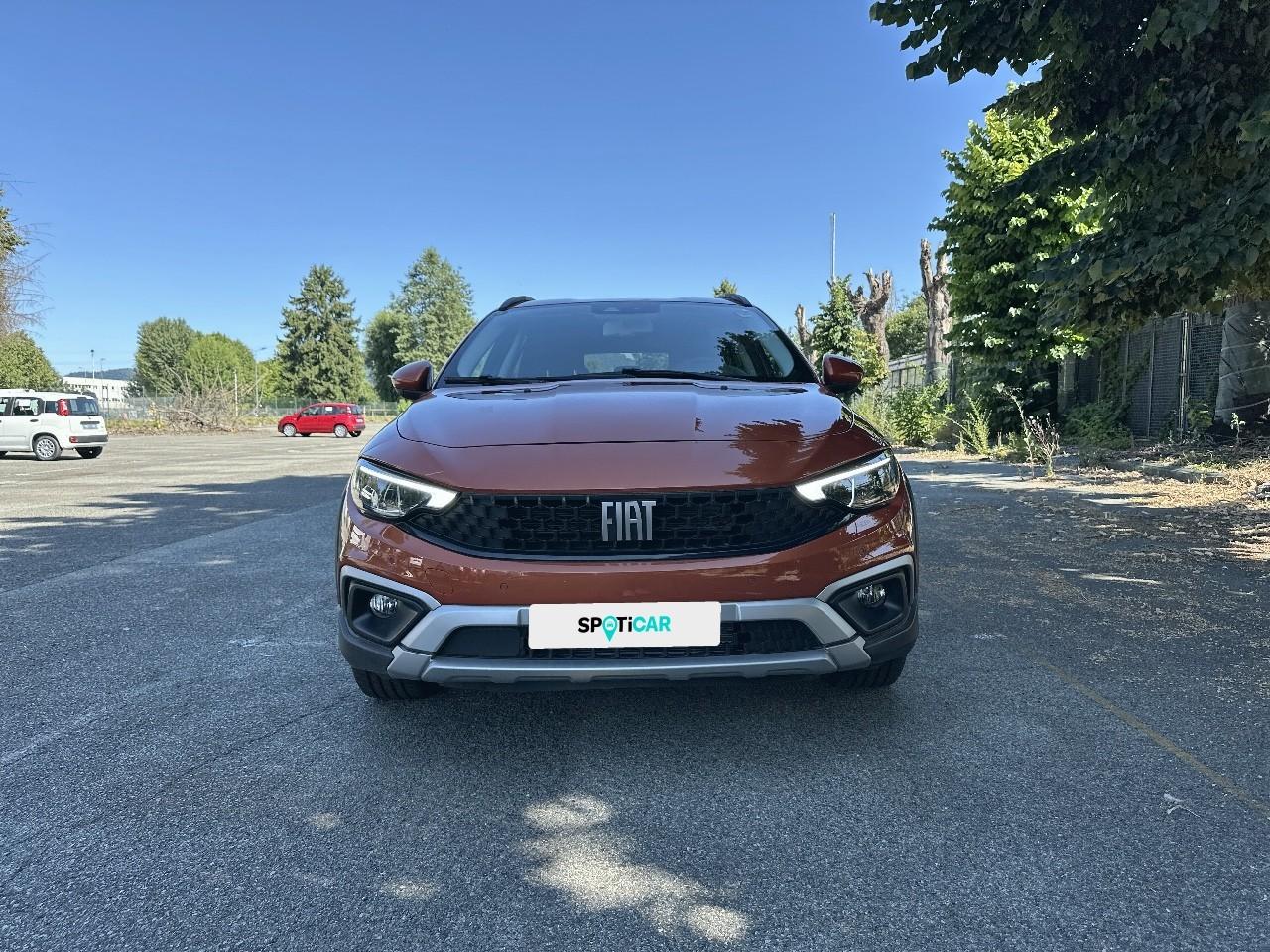Fiat Fiat Tipo usata, con assistenza alla frenata di emergenza