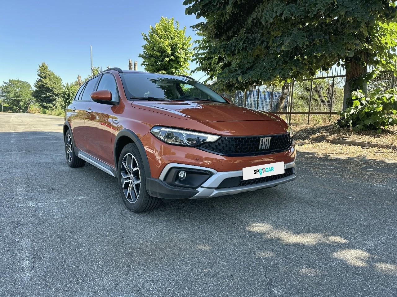 Fiat Fiat Tipo usata, con barre longitud.al tetto in tono
