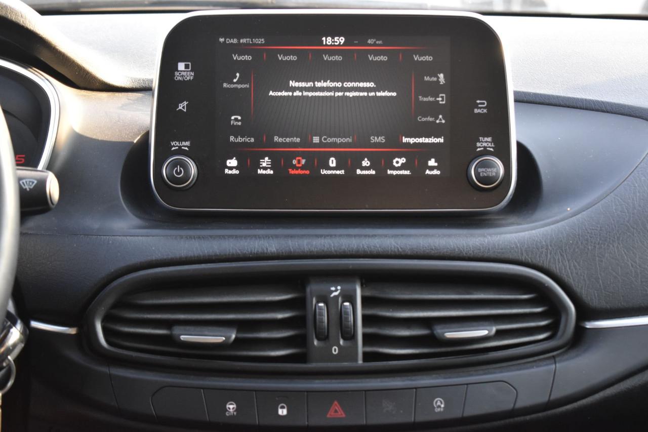 Fiat Fiat Tipo usata, con cerchi in lega