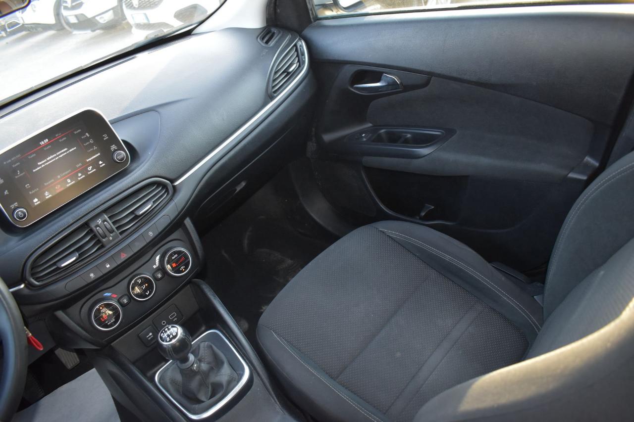 Fiat Fiat Tipo usata, con park distance control