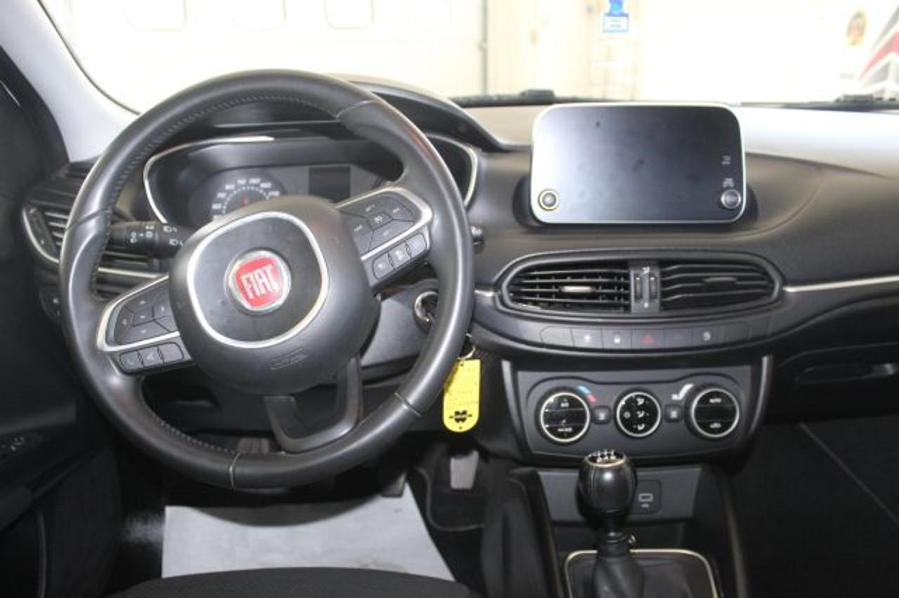 Fiat Fiat Tipo usata, con alzacristalli elettrici