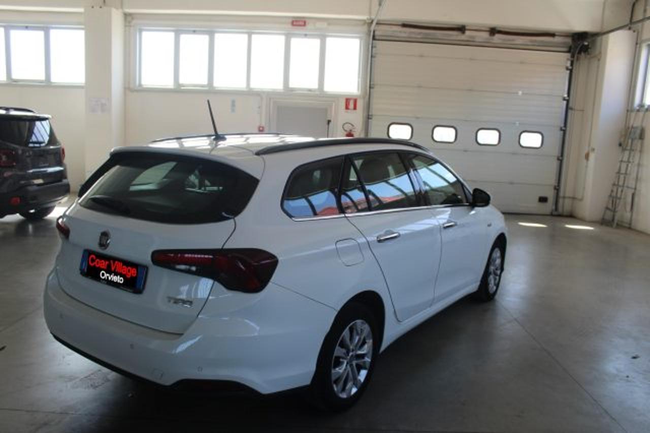 Fiat Fiat Tipo usata, con navigatore