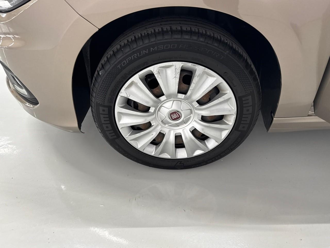 Fiat Fiat Tipo usata, con 6 altoparlanti