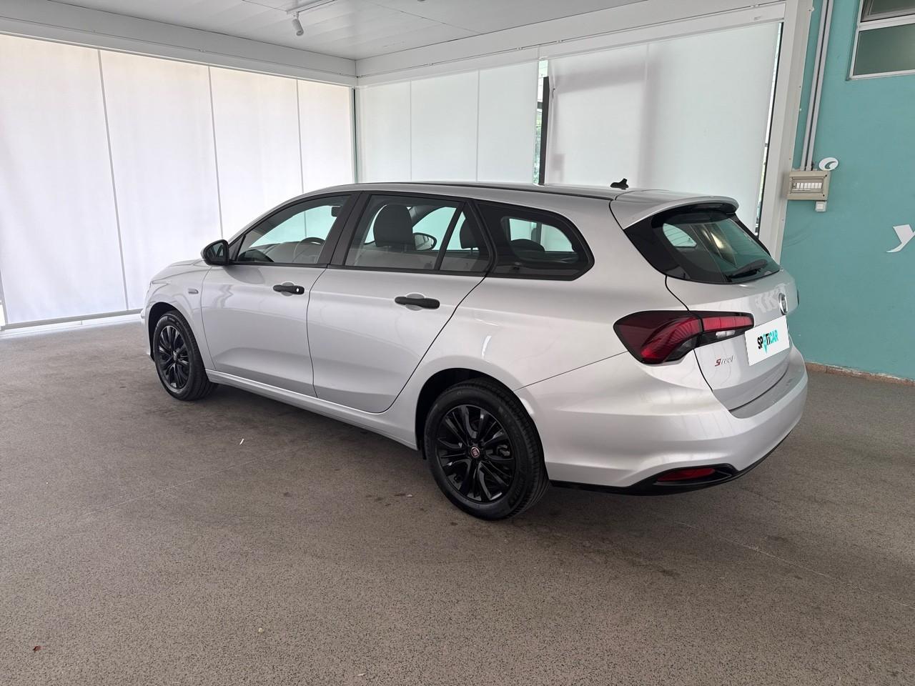 Fiat Fiat Tipo usata, con computer con velocità media, consumo medio, consumo istantaneo e autonomia
