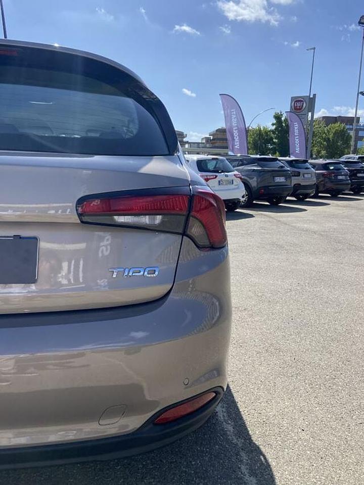 Fiat Fiat Tipo usata, con vetri elettrici