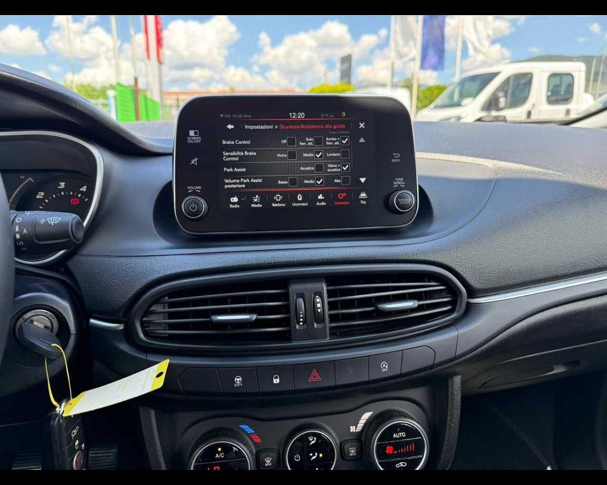 Fiat Fiat Tipo usata, con assistente di corsia
