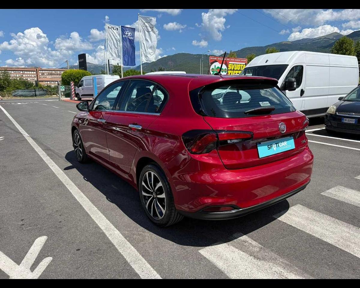 Fiat Fiat Tipo usata, con luci diurne a led