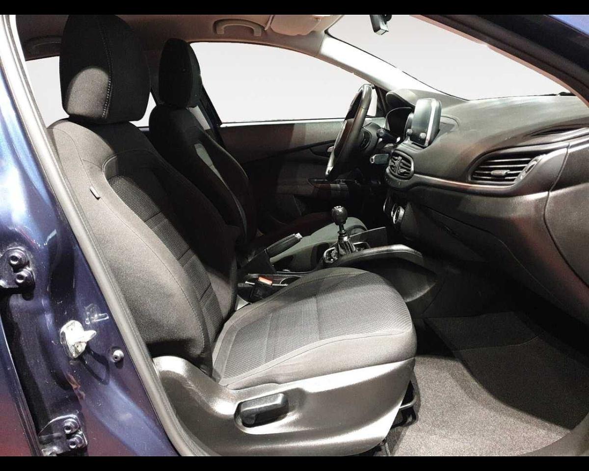 Fiat Fiat Tipo usata, con 6 marce