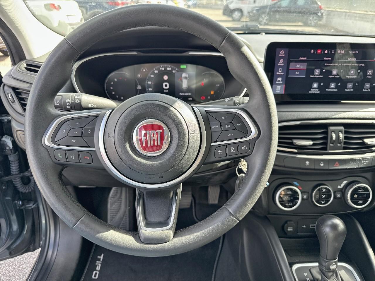 Fiat Fiat Tipo usata, con assistenza alla frenata di emergenza