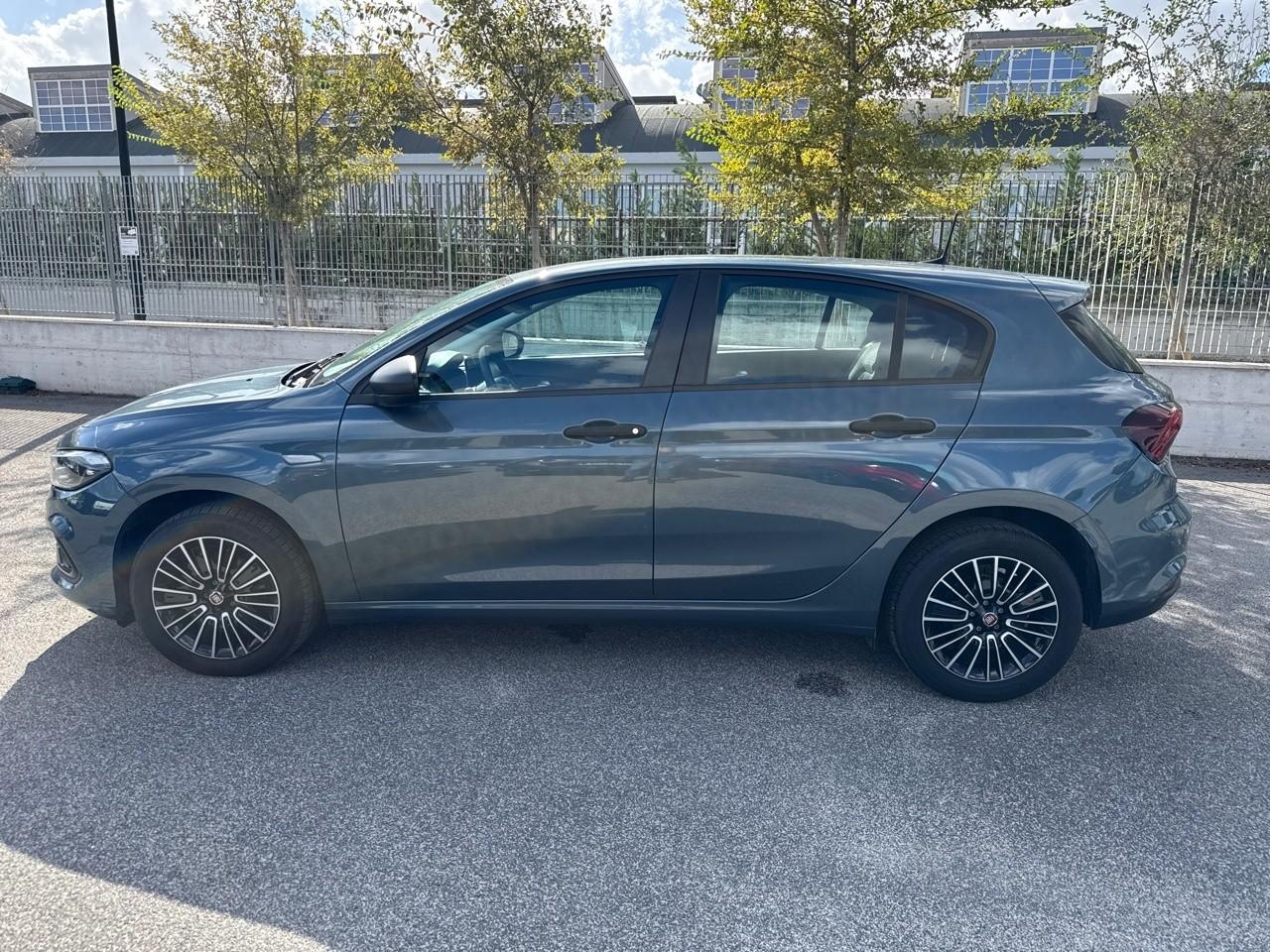 Fiat Fiat Tipo usata, con cinture sicurezza post. conducente, cinture sicurezza post. passeggero, cinture sicurezza post. centrale a 3 punti