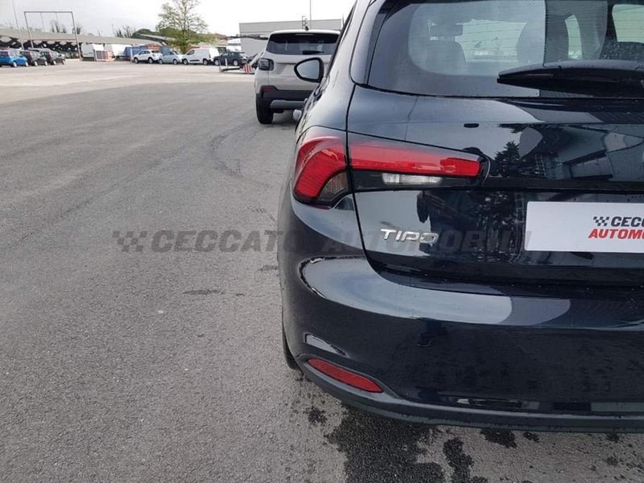 Fiat Fiat Tipo usata, con airbag