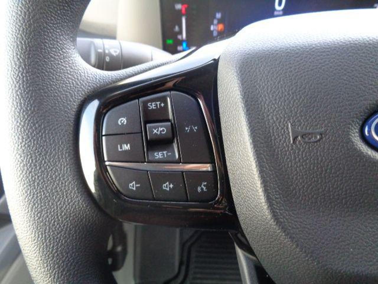 Ford Ford B-Max usata, con park distance control
