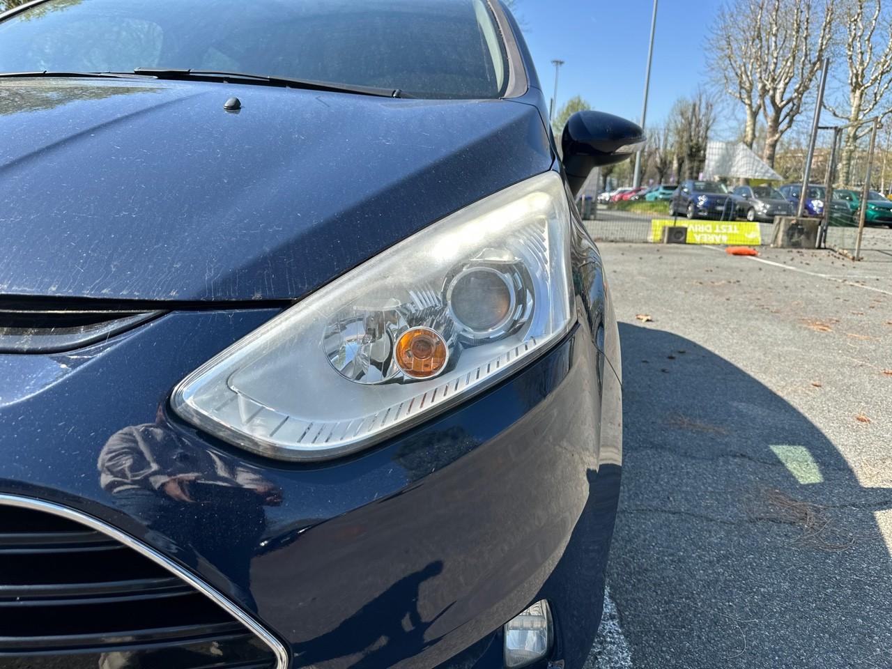 Ford Ford B-Max usata, con antenna