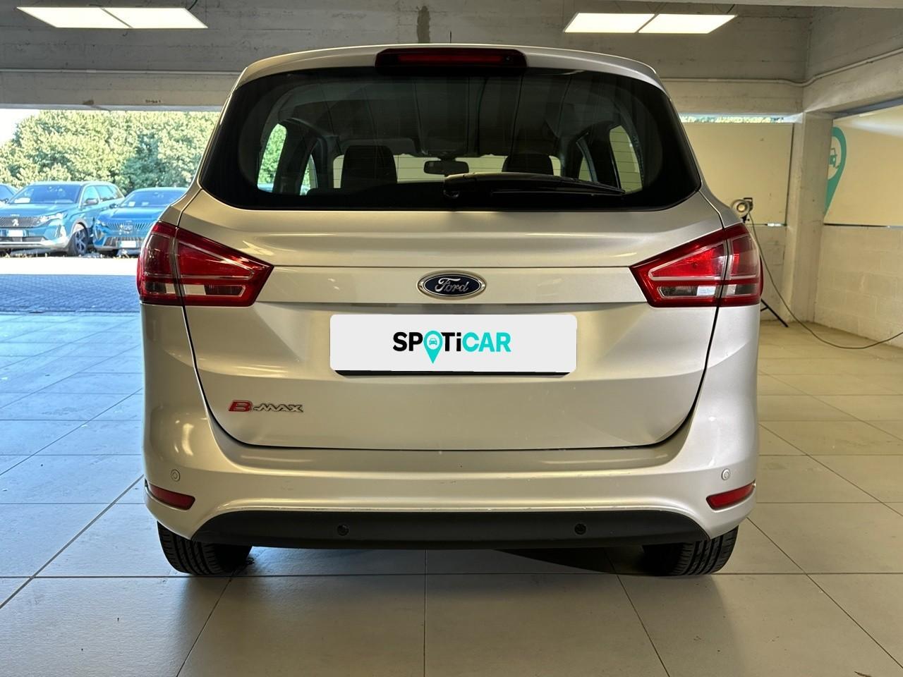 Ford Ford B-Max usata, con comandi audio al volante