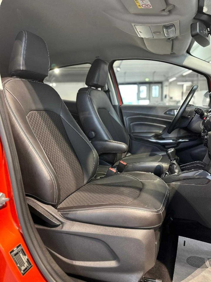 Ford Ford Ecosport usata, con bracciolo porta oggetti