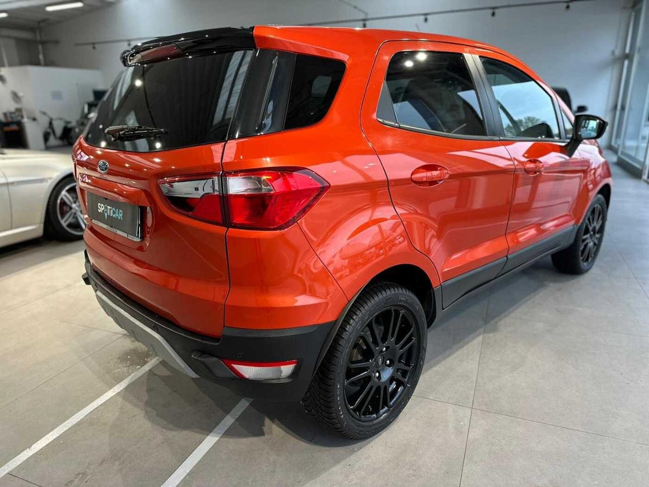 Ford Ford Ecosport usata, con cinture di sicurezza posteriori (tre) a tre punti di ancoraggio