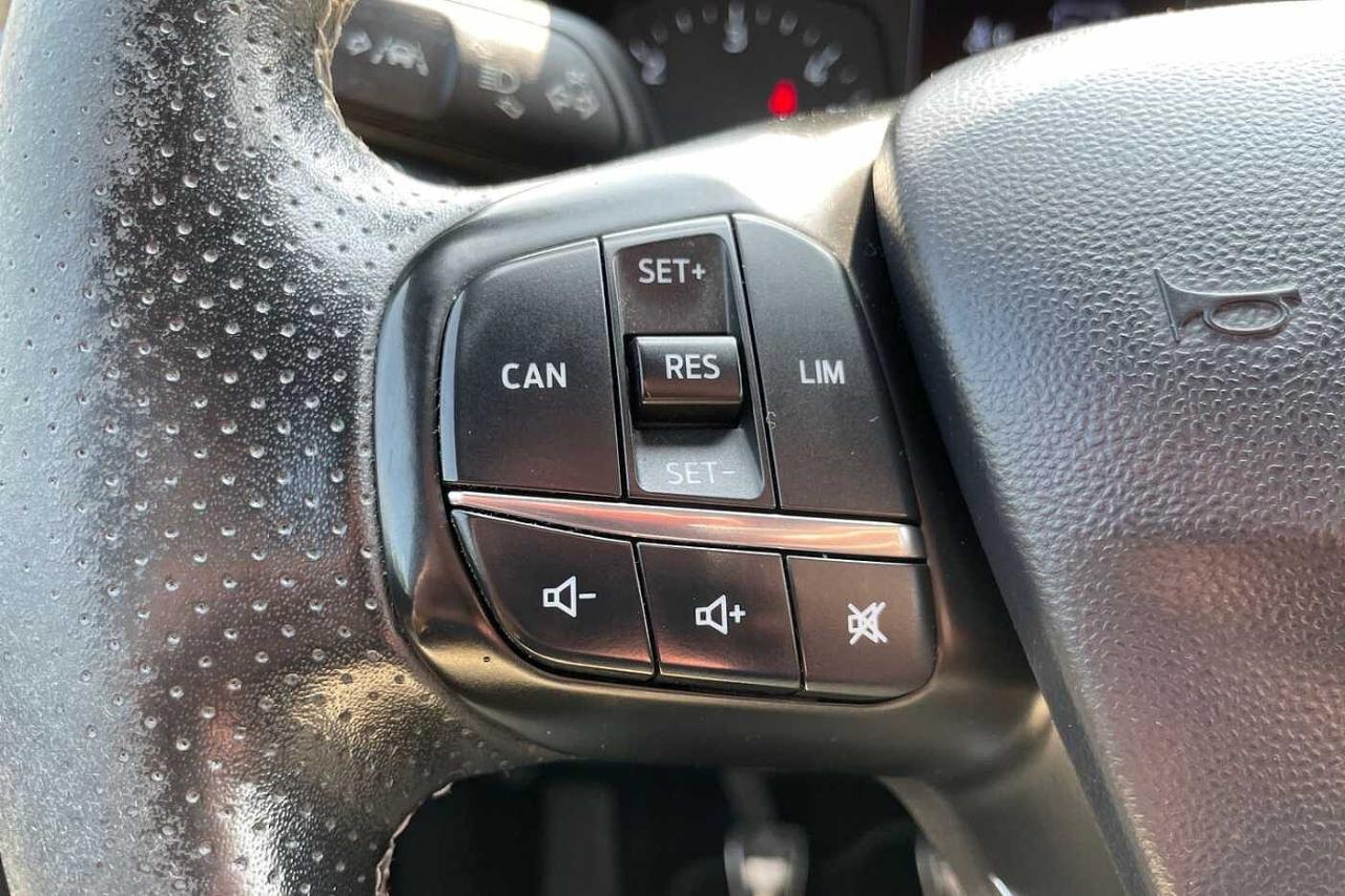 Ford Ford Fiesta usata, con attacchi di sicurezza isofix integrati nei sedili posteriori esterni