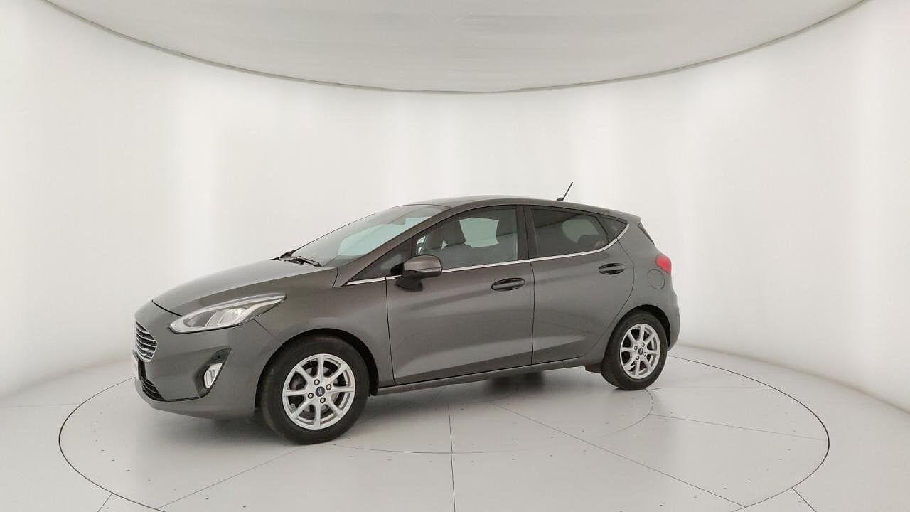 Ford Ford Fiesta usata, con fari fendinebbia