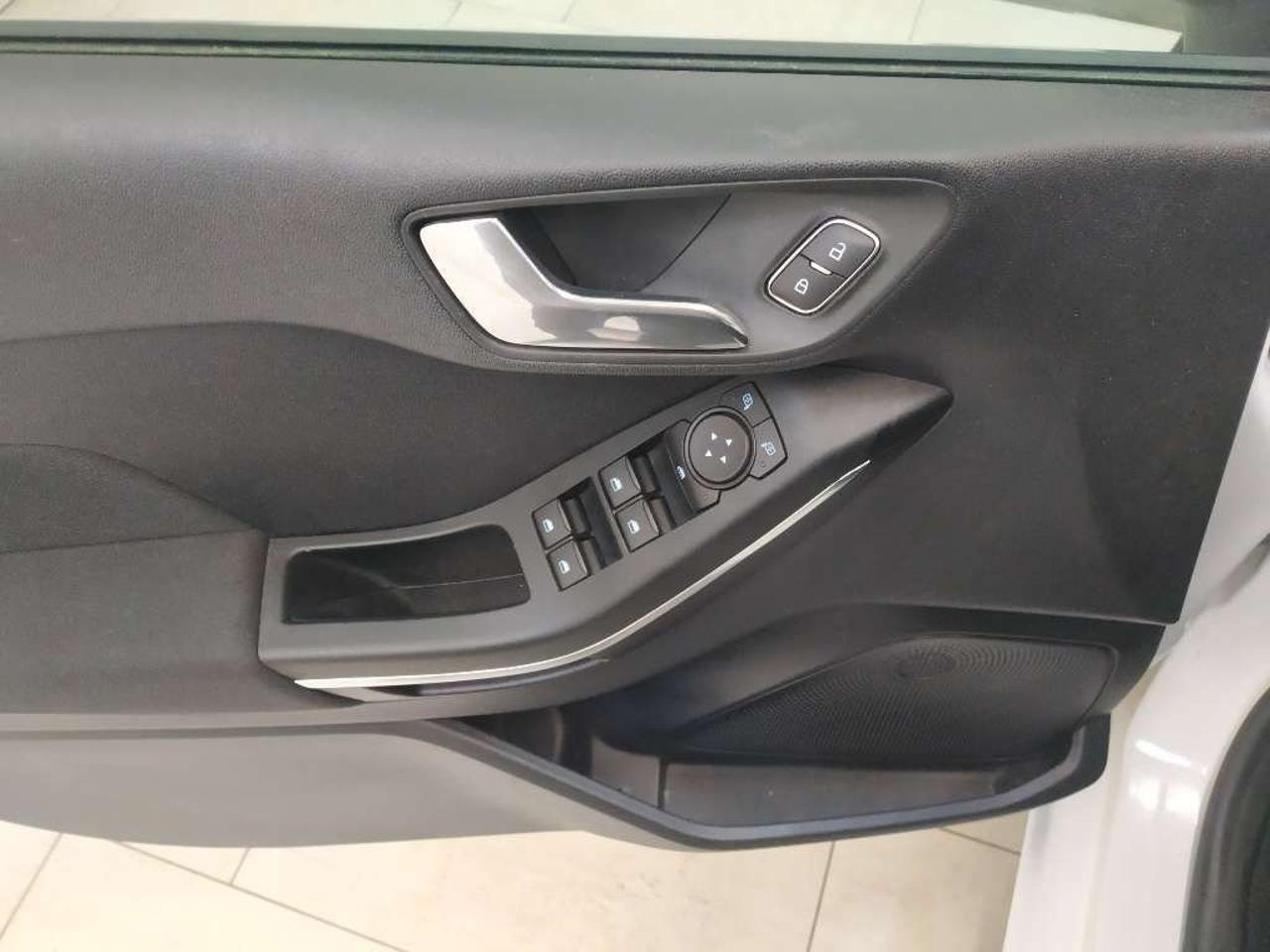 Ford Ford Fiesta usata, con fendinebbia