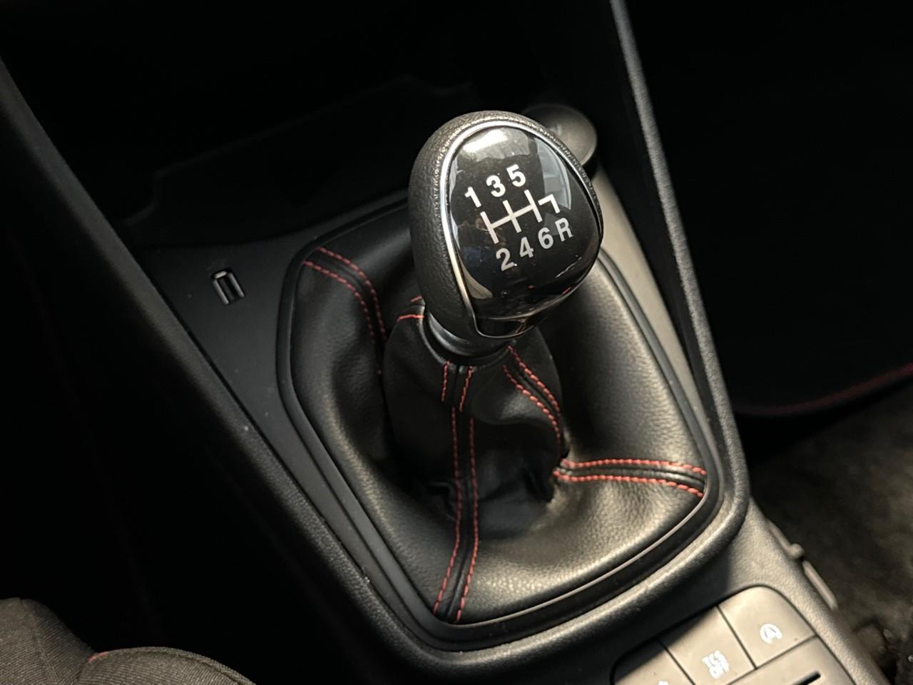 Ford Ford Fiesta usata, con assistenza alla frenata di emergenza