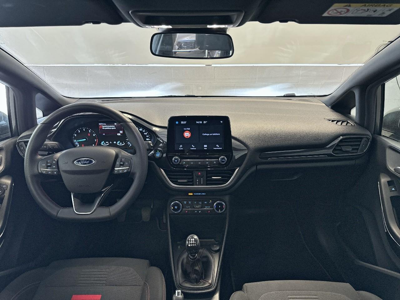 Ford Ford Fiesta usata, con comandi audio al volante