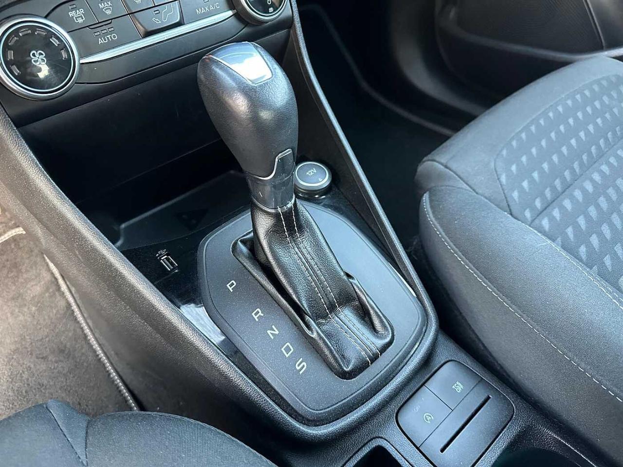 Ford Ford Fiesta usata, con accelerazione: 12.2