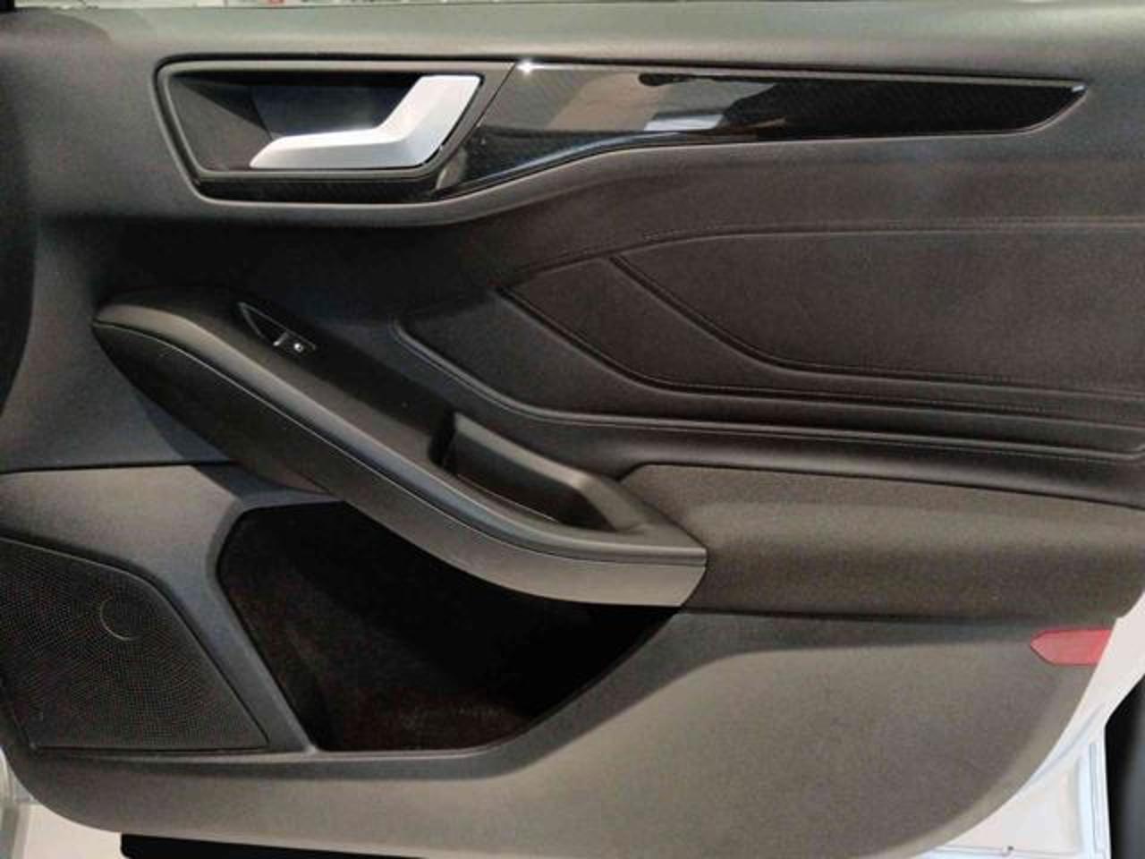 Ford Ford Focus usata, con cerchi in lega