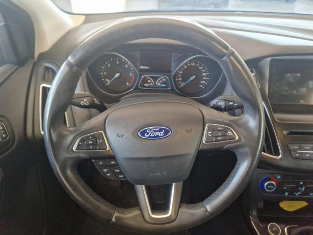 Ford Ford Focus usata, con chiusura centralizzata