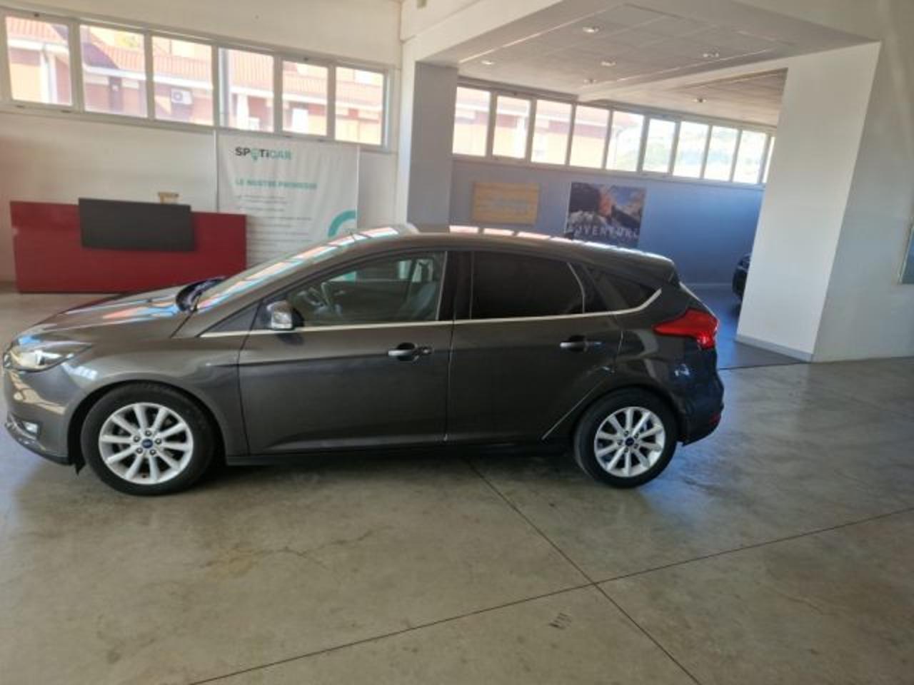 Ford Ford Focus usata, con servo sterzo