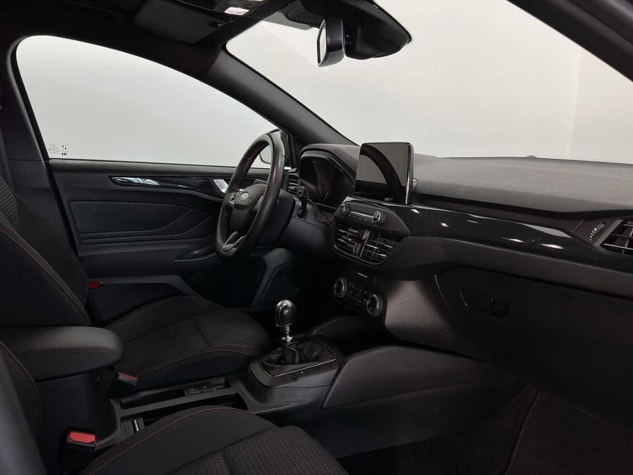 Ford Ford Focus usata, con interno nero