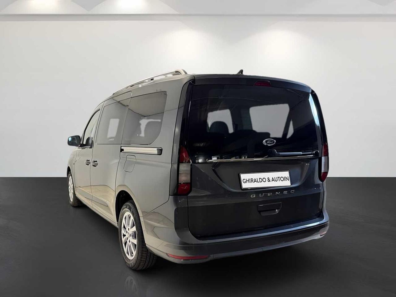 Ford Ford Tourneo usata, con fari adattivi