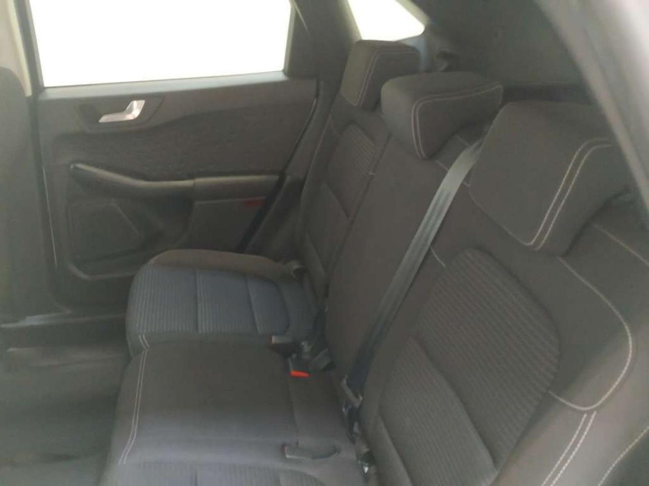 Ford Kuga - Foto 4