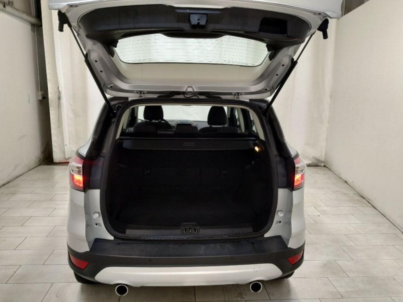 Ford Kuga - Foto 2