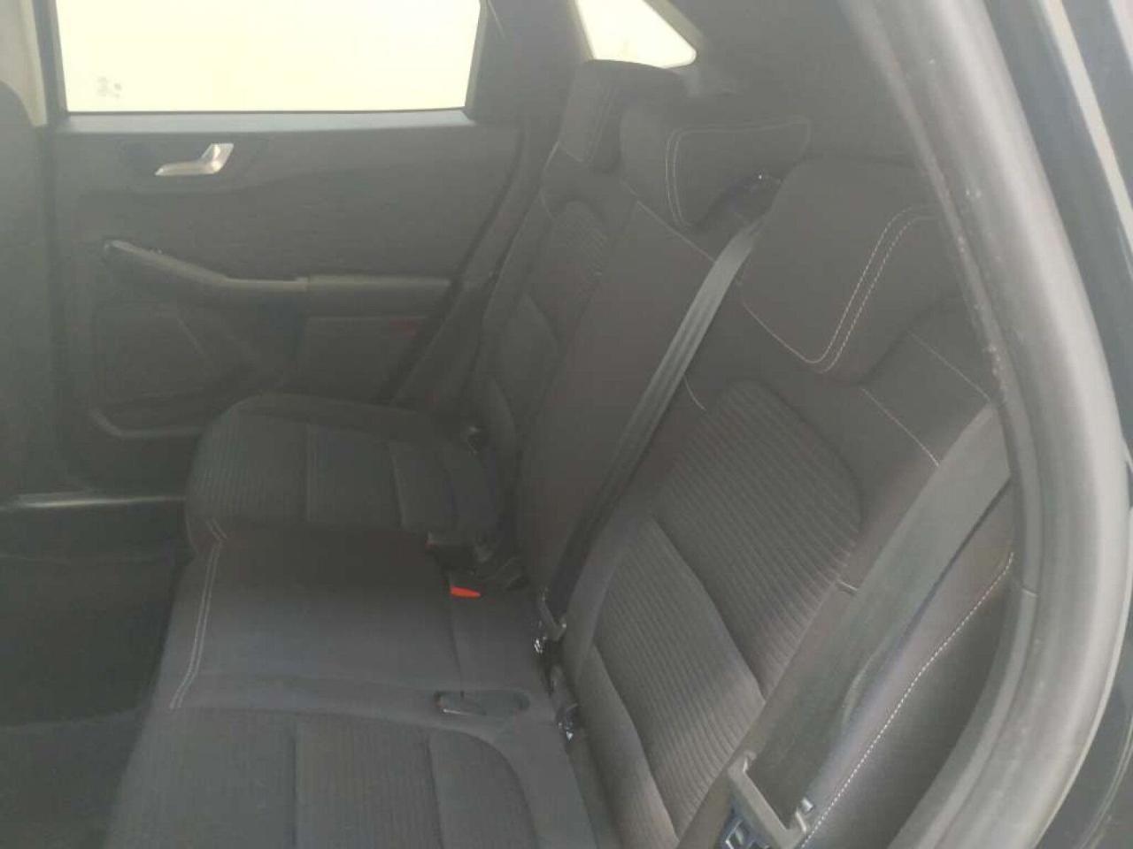 Ford Kuga - Foto 3