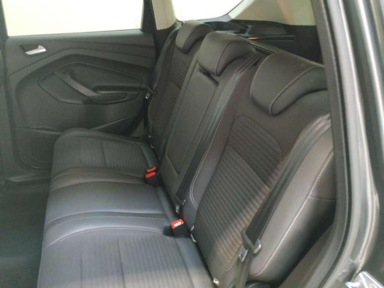 Ford Kuga - Foto 4