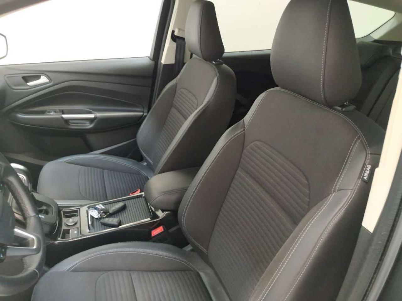 Ford Kuga - Foto 5
