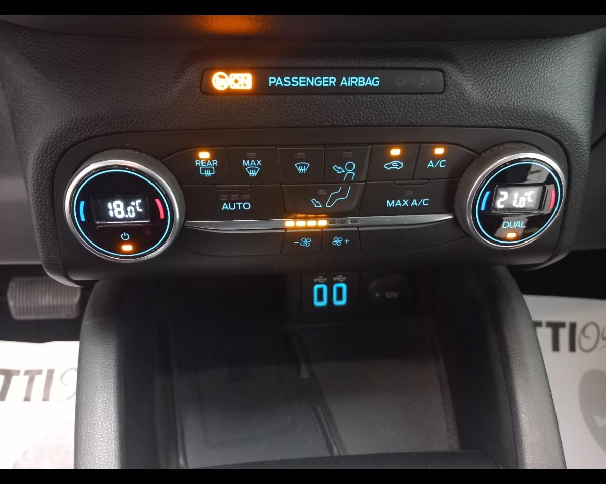 Ford Ford Kuga usata, con fendinebbia