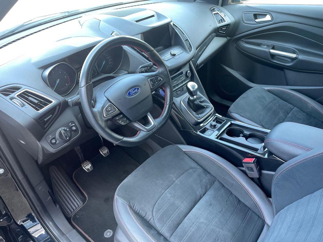 Ford Ford Kuga usata 25