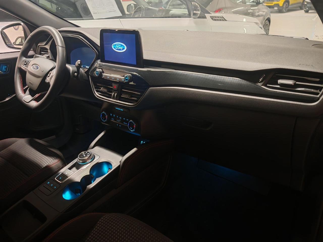 Ford Ford Kuga usata 19