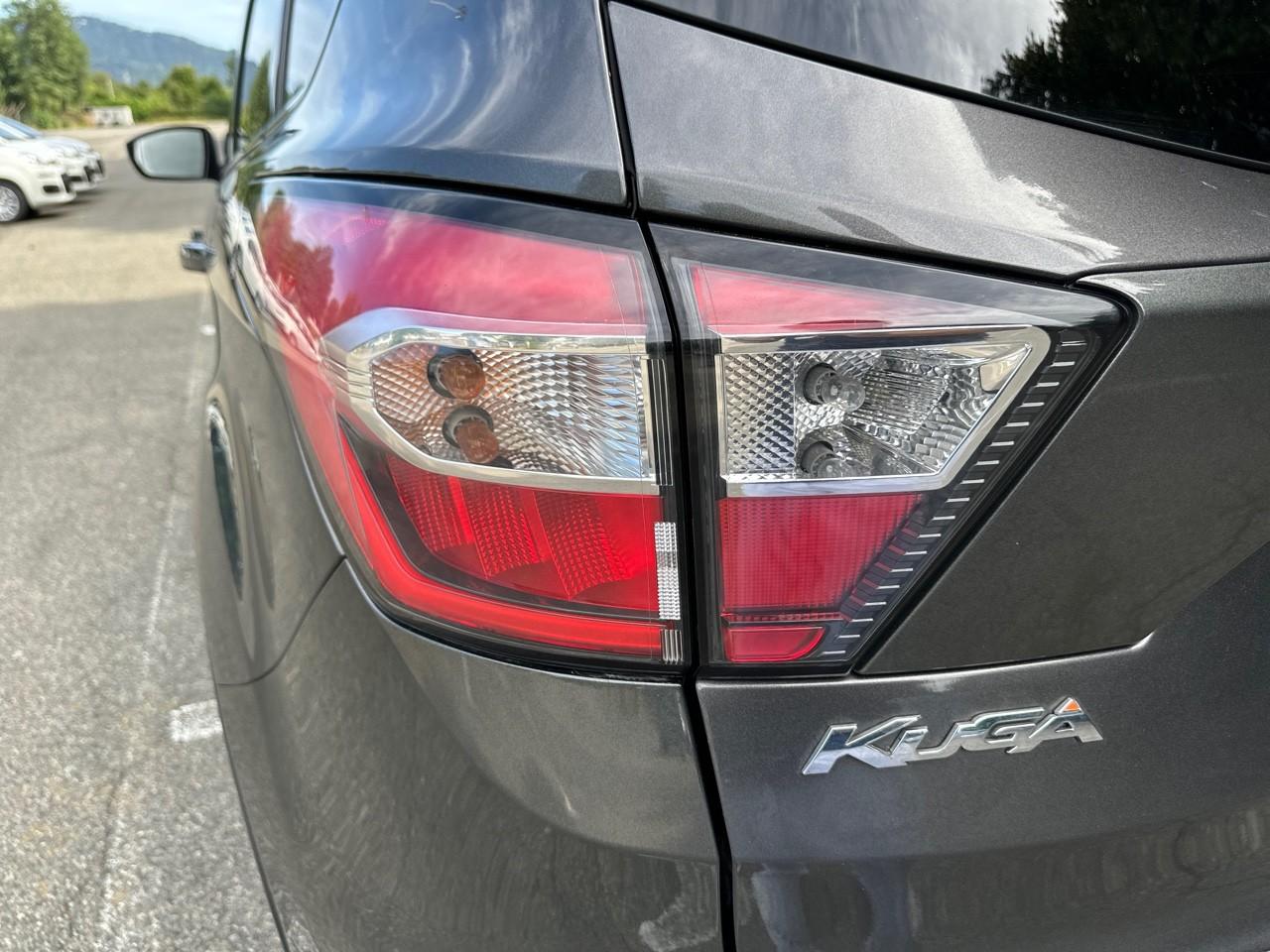 Ford Ford Kuga usata, con alzacristalli elettrici anteriori e posteriori , numero ad impulso 2