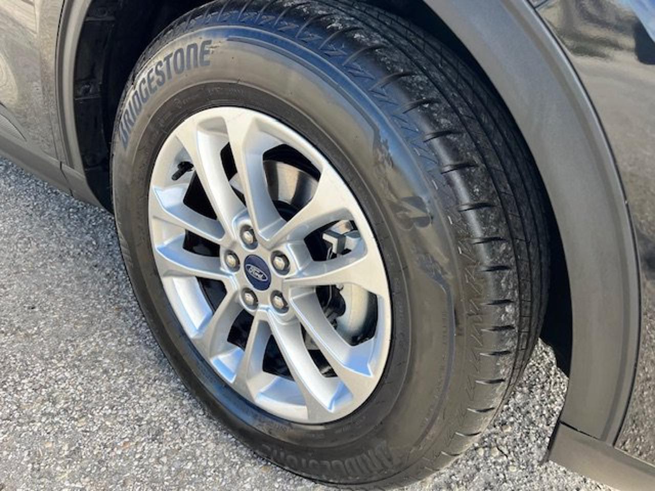 Ford Kuga - Foto 3
