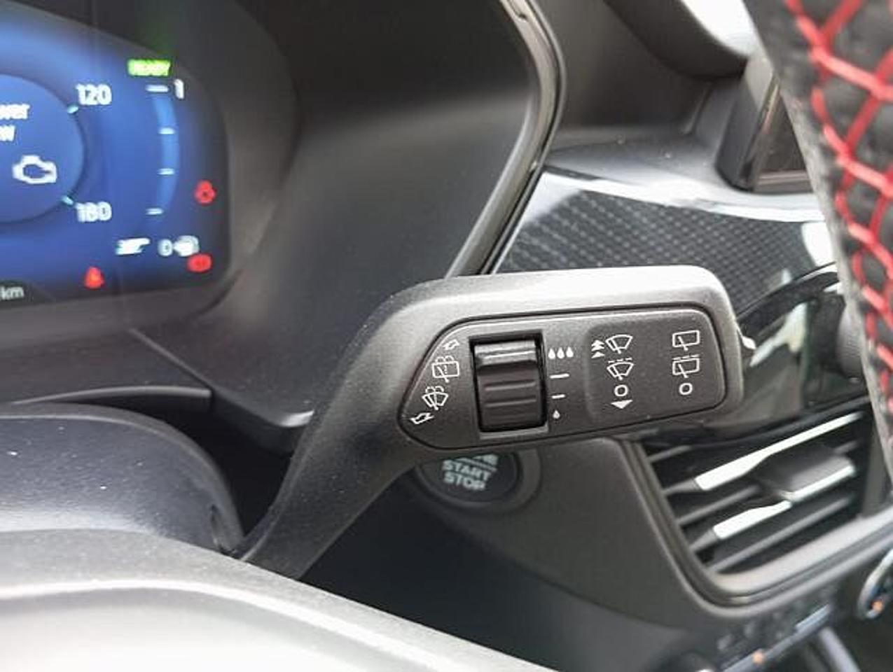 Ford Ford Kuga usata, con sensori parcheggio posteriori