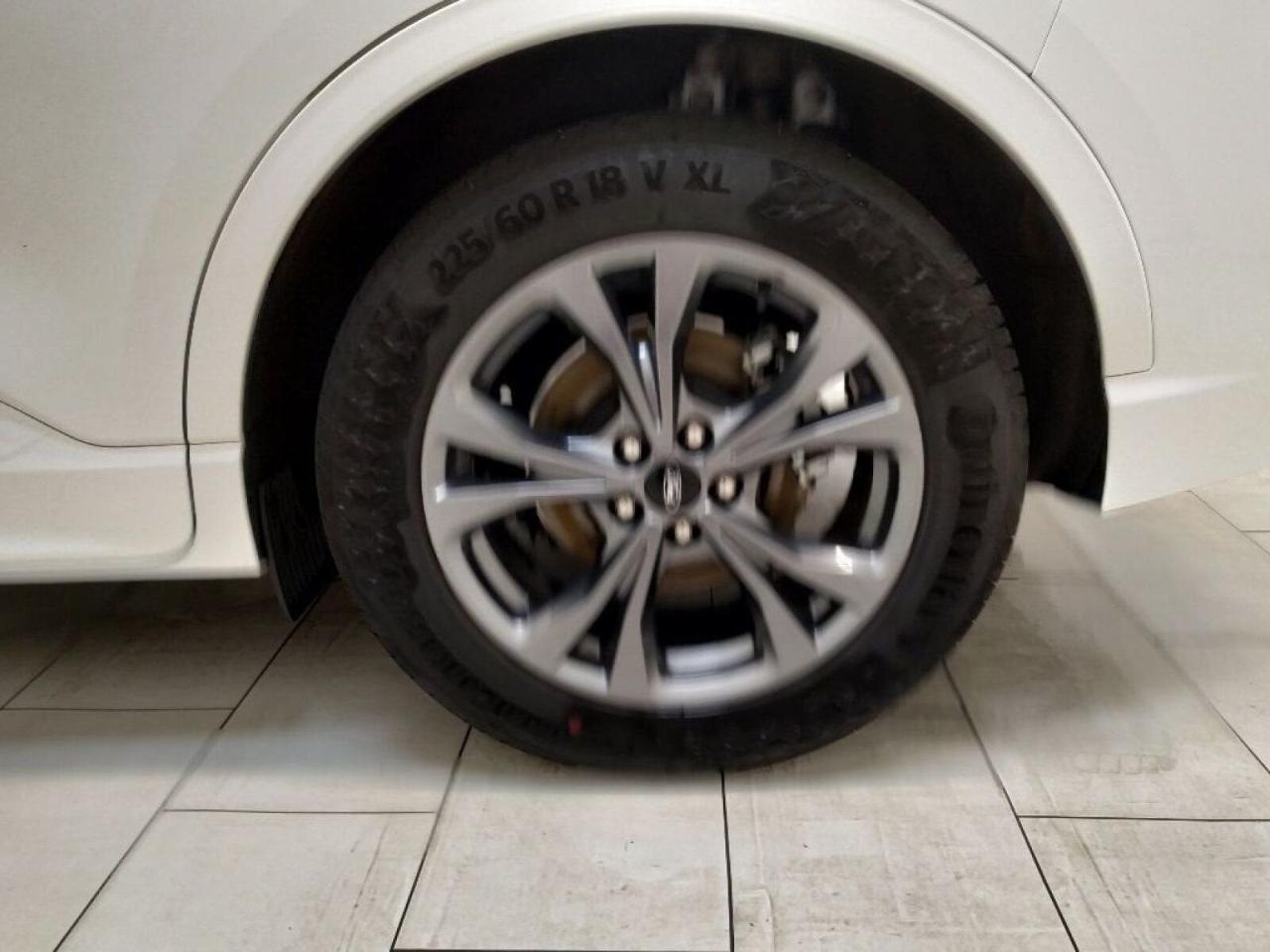 Ford Kuga - Foto 3