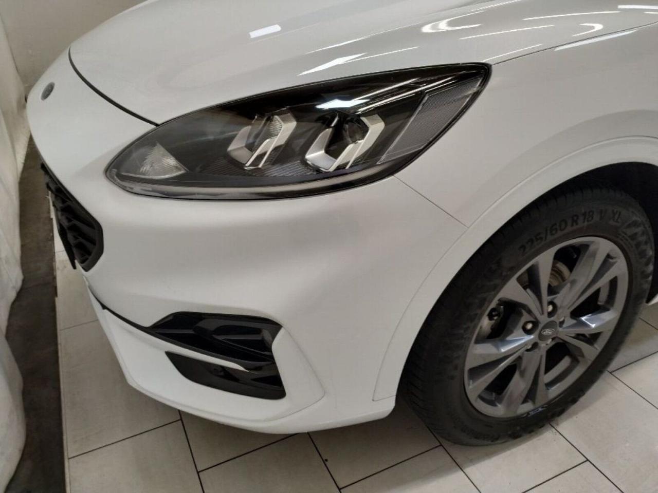 Ford Kuga - Foto 4