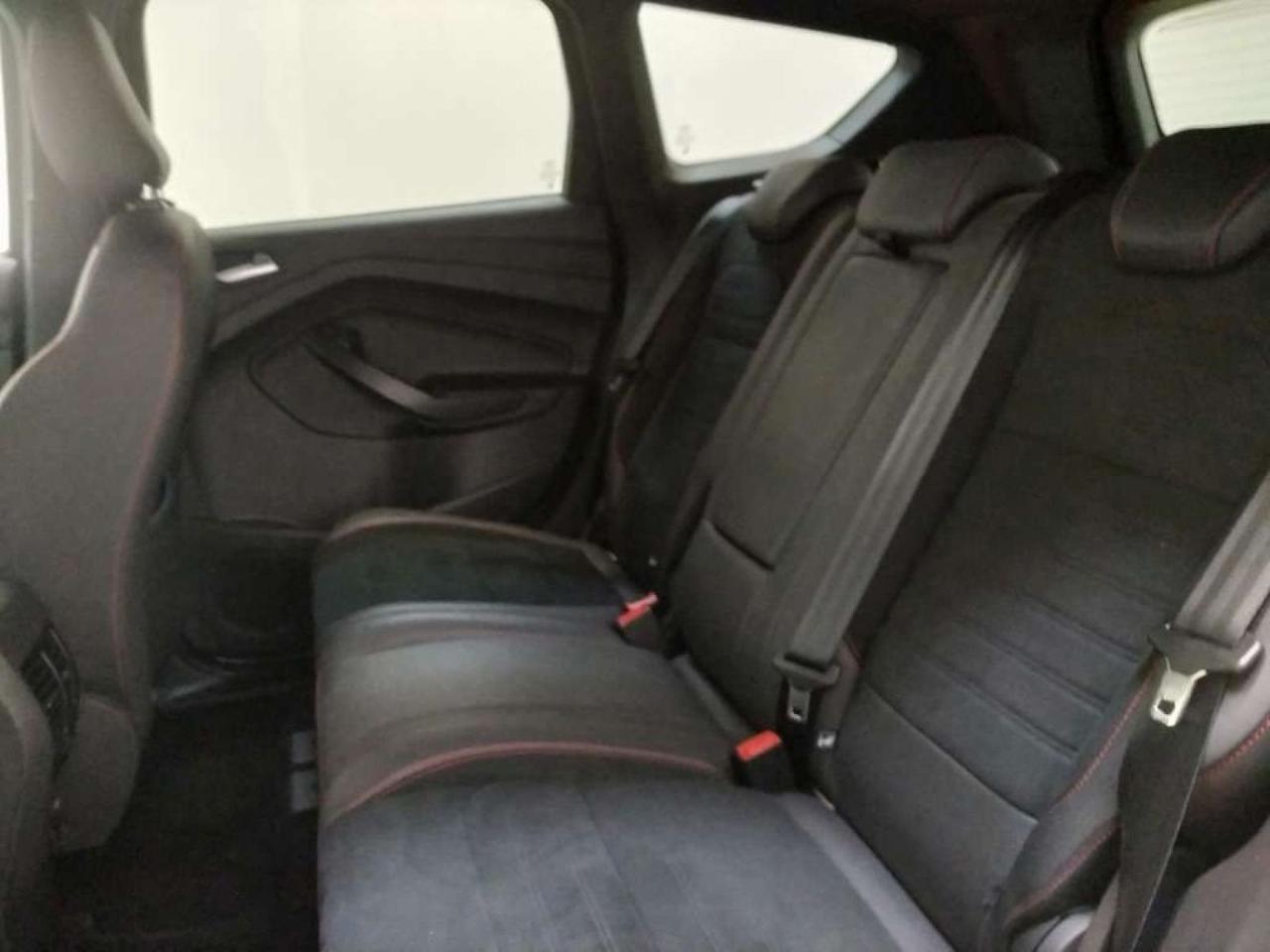 Ford Kuga - Foto 3
