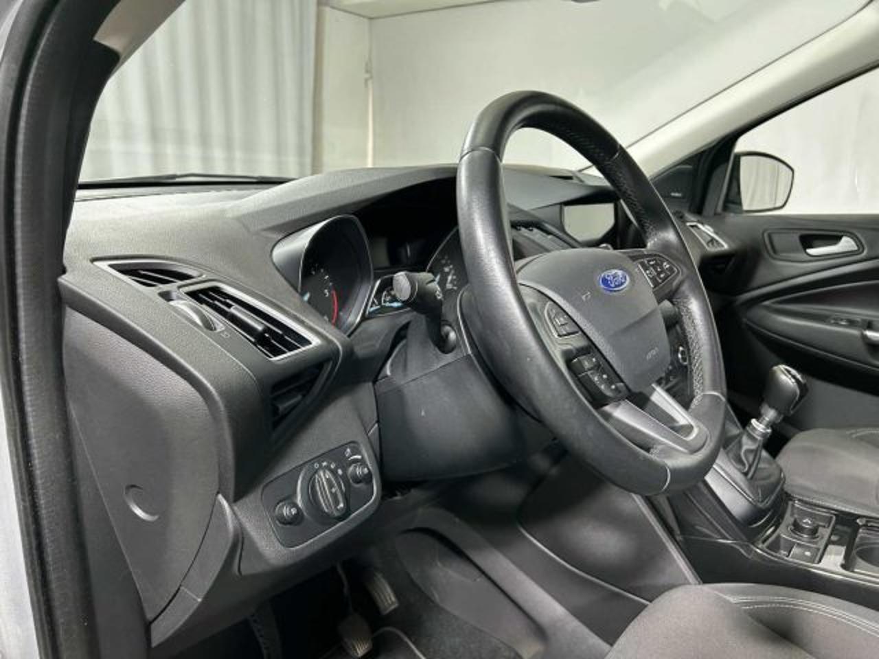 Ford Ford Kuga usata 23