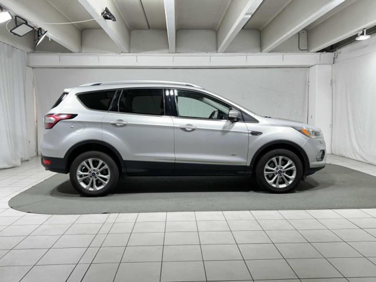 Ford Ford Kuga usata 26