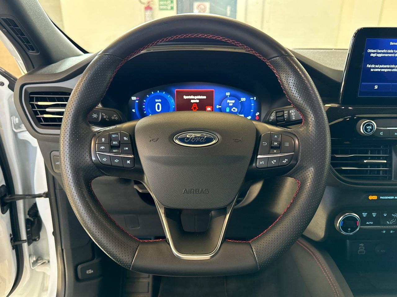 Ford Ford Kuga usata, con 4 freni a disco con 2 dischi ventilati